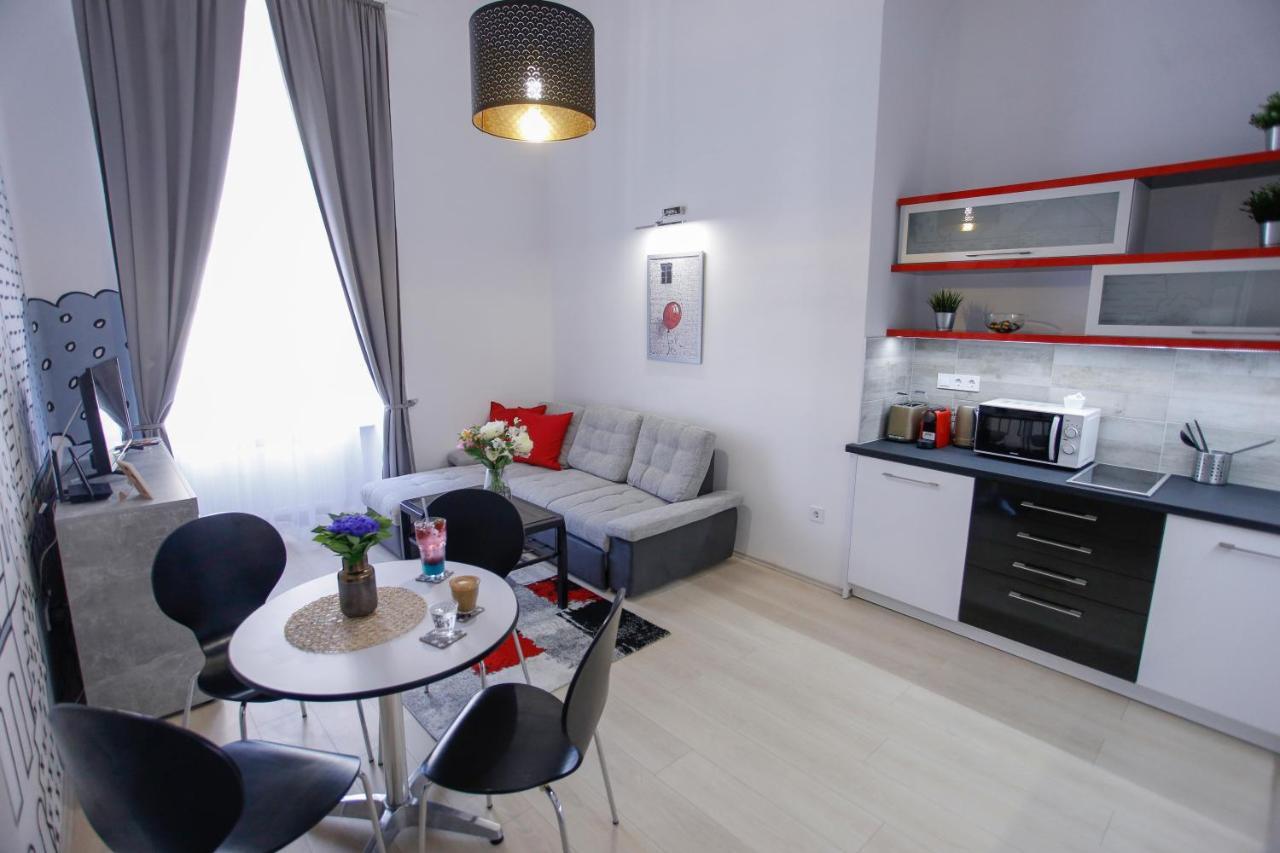 إغير Urania Apartmanhaz المظهر الخارجي الصورة