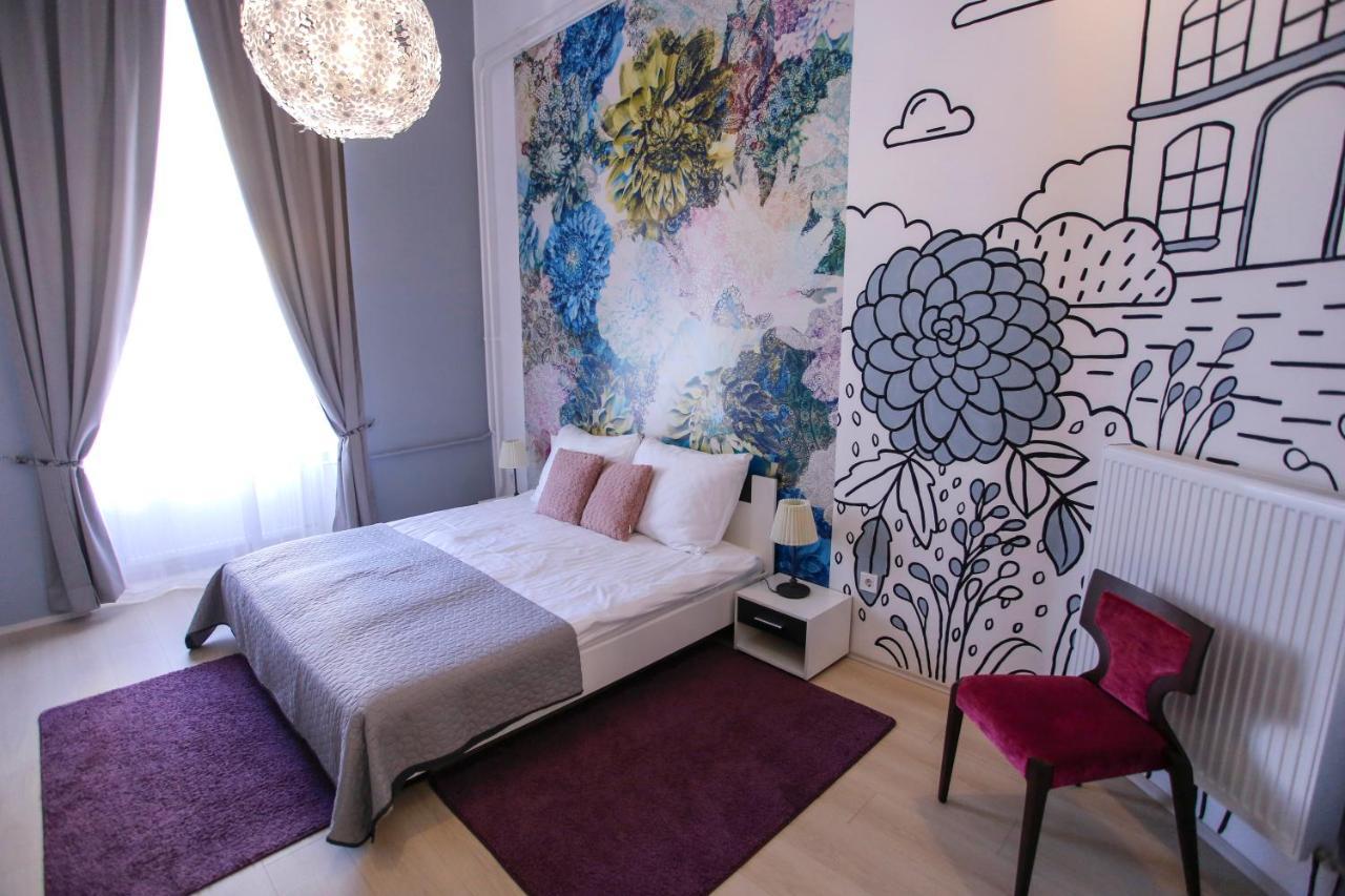 إغير Urania Apartmanhaz المظهر الخارجي الصورة